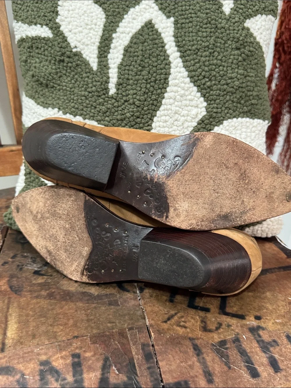 Vintage Circle S Brand Western Leather Ankle Boots 9.5M Tan Cowgirl